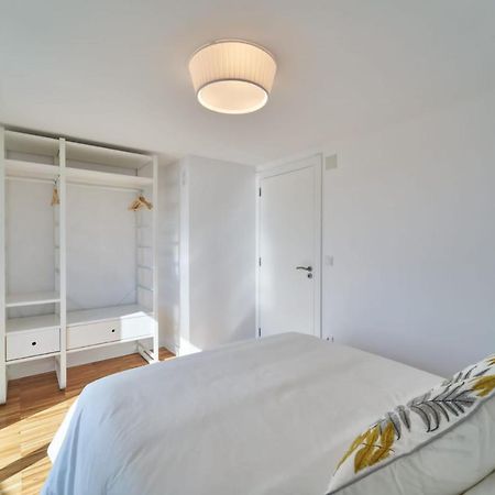 Views And Beds Villa Pontevedra Luaran gambar