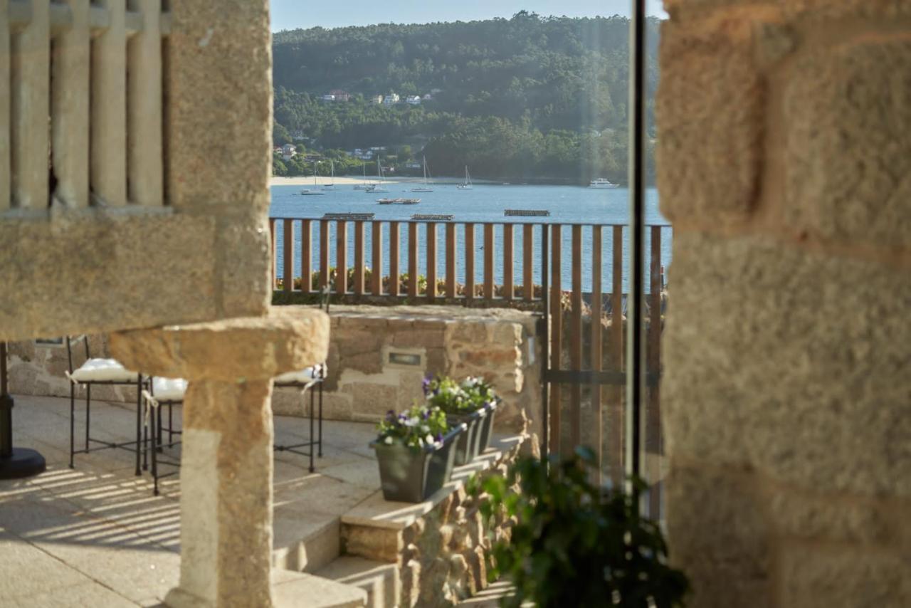 Views And Beds Villa Pontevedra Luaran gambar