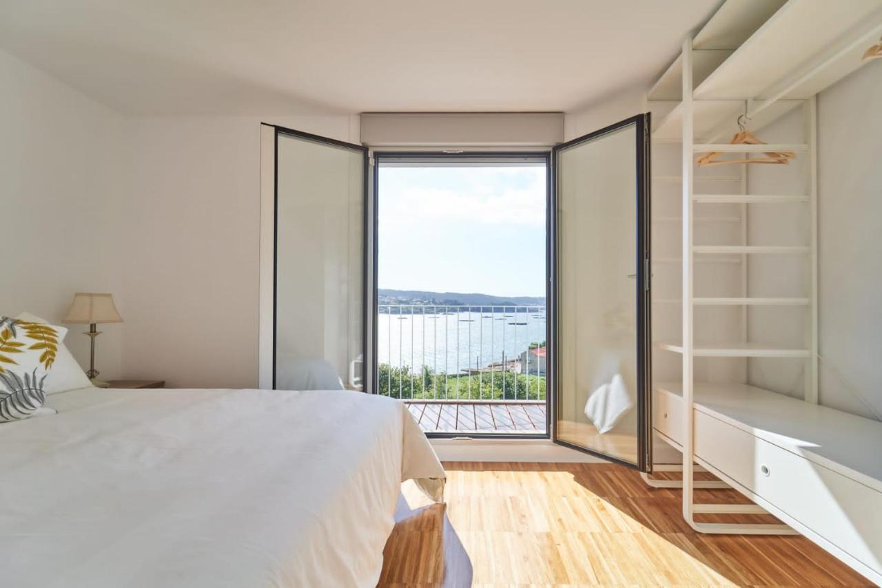 Views And Beds Villa Pontevedra Luaran gambar